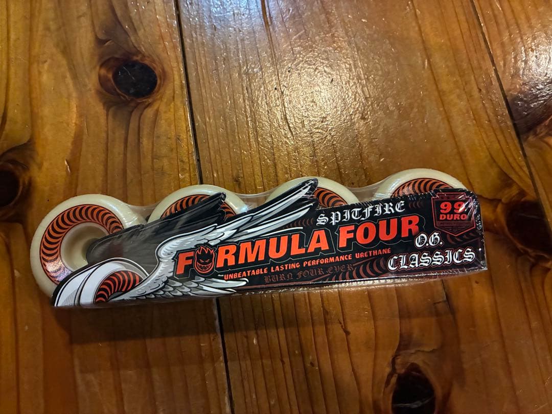 GX1000 8.25 INDY149 Tfankモデルスケートボードフルセット