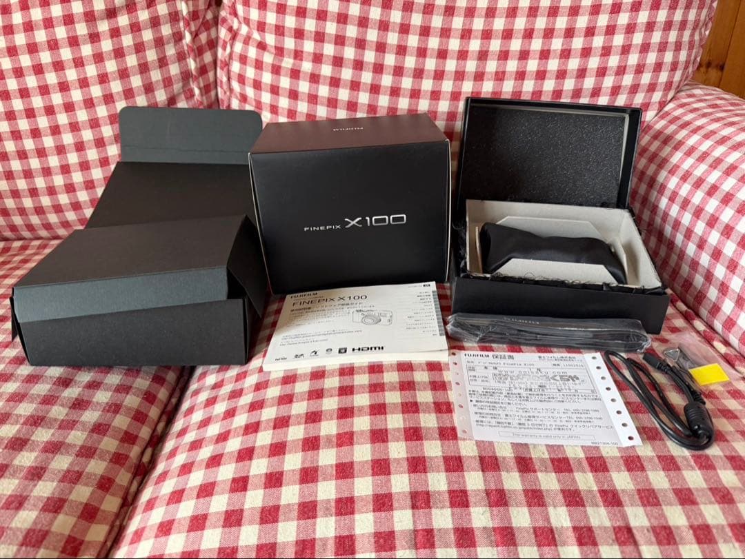 最終価格【美品】Fujifilm X100 デジタルカメラ