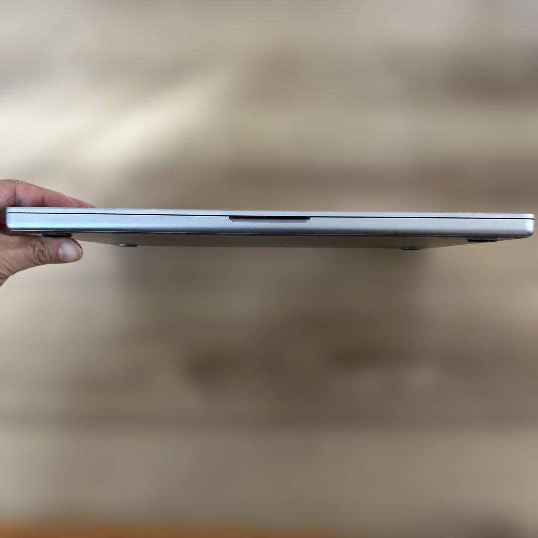 美品快速MacBookPro 16インチ M1 32GB500GB 16core