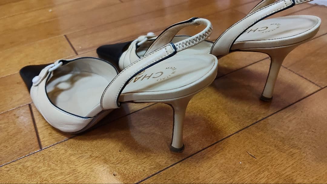 CHANEL ベージュ ブラック スリングバックパンプス