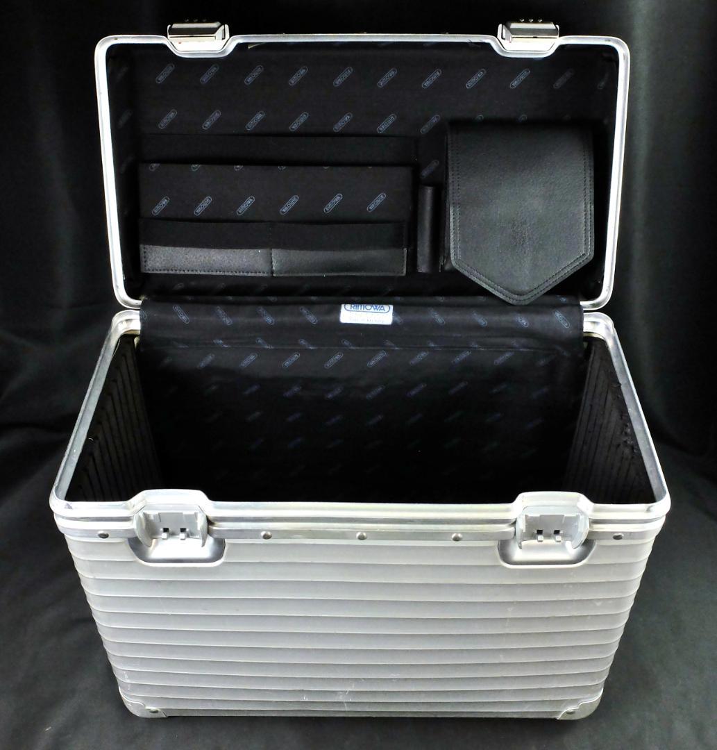 リモワ 950.44『パイロット』ケース 38Lアルミ XL (1402)