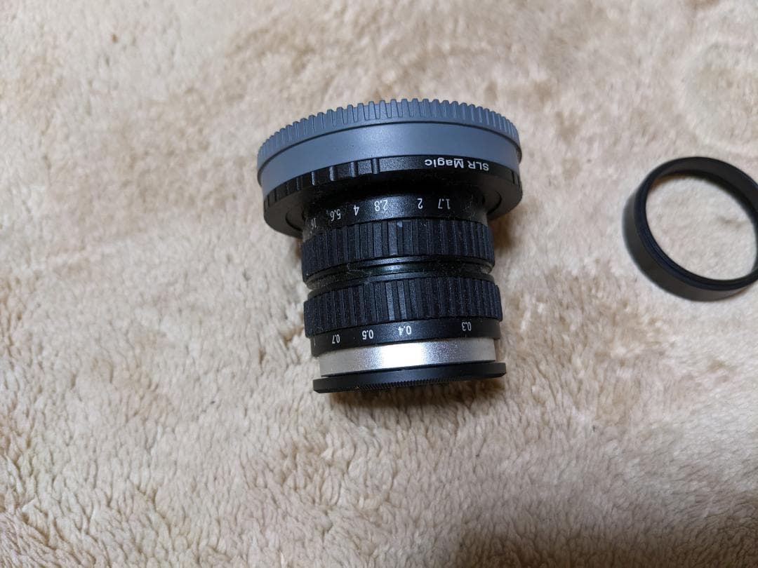 SLR Magic 35mm f/1.7 Eマウント