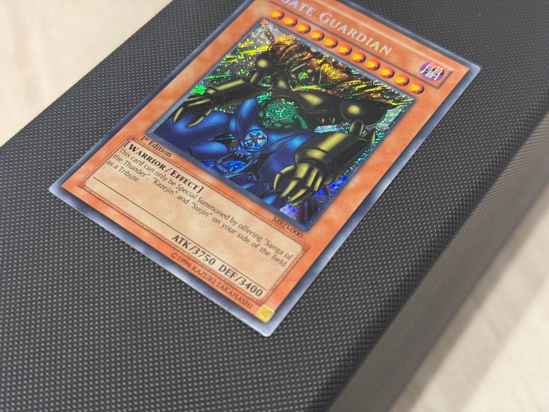 極美品 トライホーン・エビルナイト・ガーディアン 旧アジア 1st 遊戯王