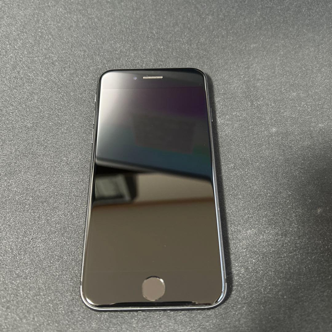 iPhone8 64GB SIMロック解除済