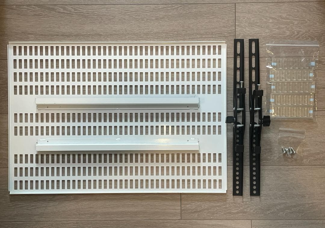 壁美人　TI300　Lサイズ（37～65型対応、ホワイト）