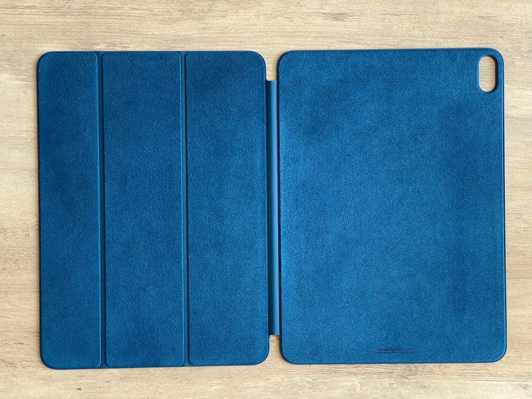 iPad Air 第5世代 スターライト WiFi 64GB　　　 ※充電器無し