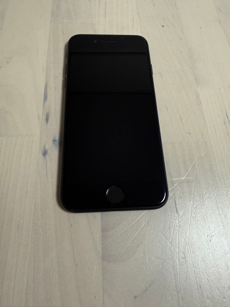 ⭐︎SIMフリー iPhoneSE 第3世代 128GB