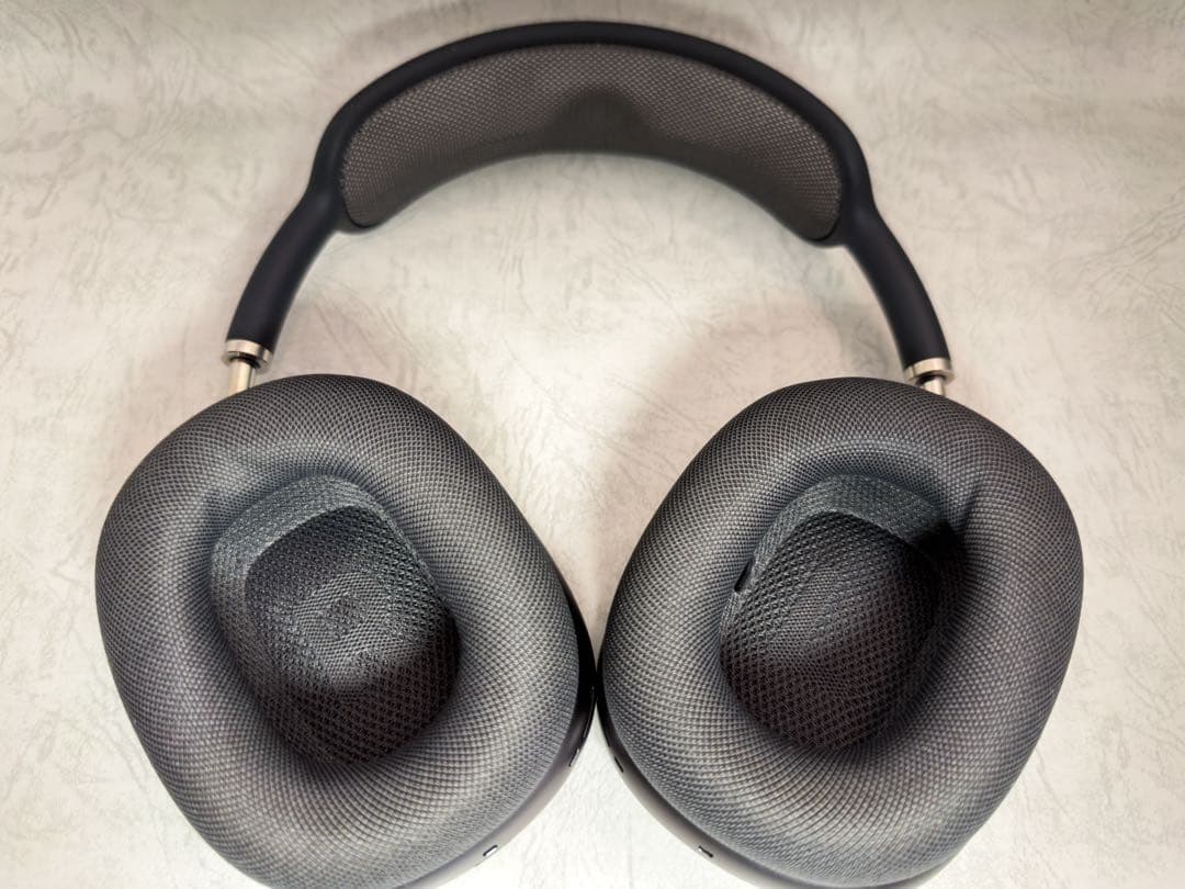 AirPods Max Lightning（第一世代） 別売有線ケーブル付き！