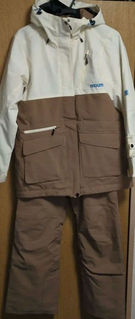1月限定セール価格！nnoum スキースノーボーウェア 上下セット