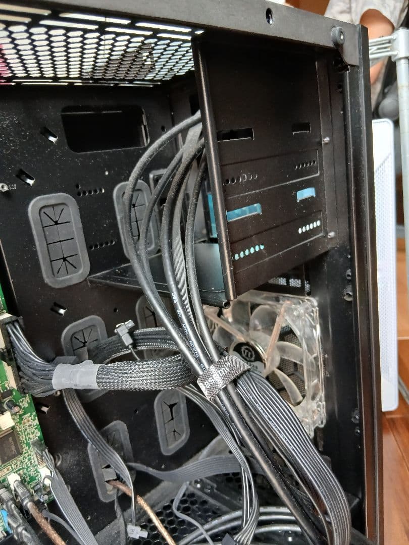 デスクトップパソコン