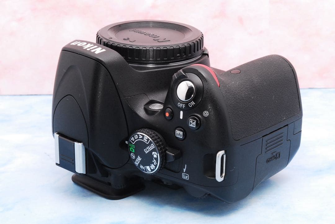 Nikon D5100★入門機★美品＆S数少★バッテリー2個★一眼レフカメラ