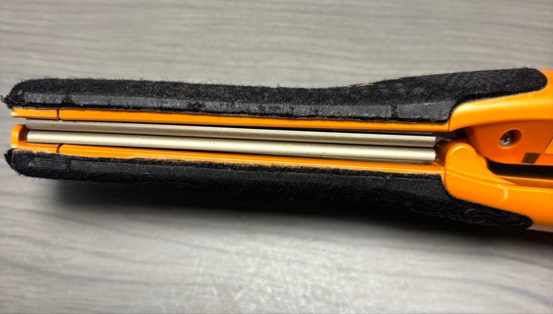 【ジャンク品】ADST D52 ストレートヘアアイロン オレンジ