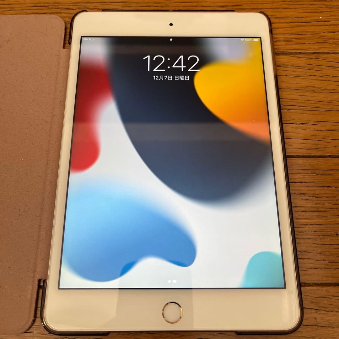 iPad mini 7.9インチ 第4世代[128GB] セルラーau ゴールド