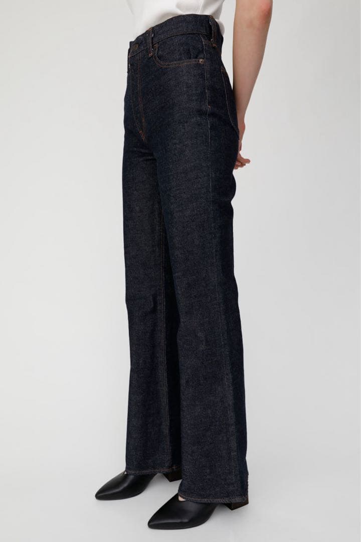 MOUSSY MVS FLARE　ワンウォッシュ22インチ