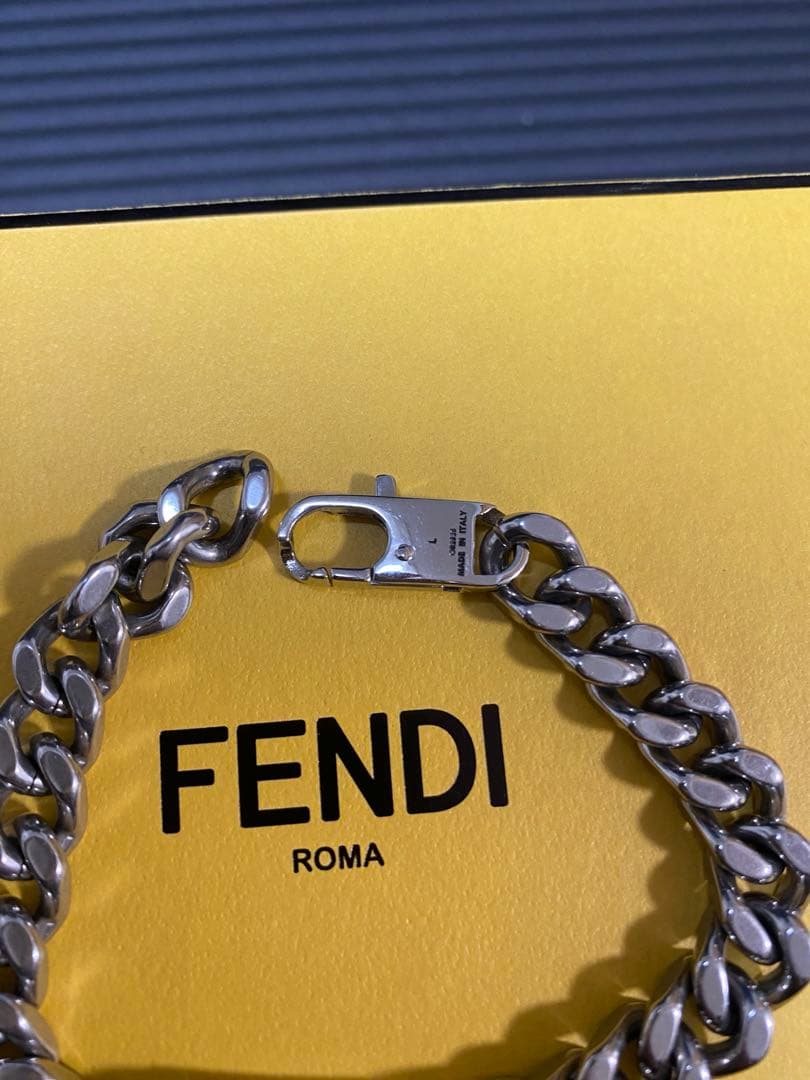 FENDI ブレスレット