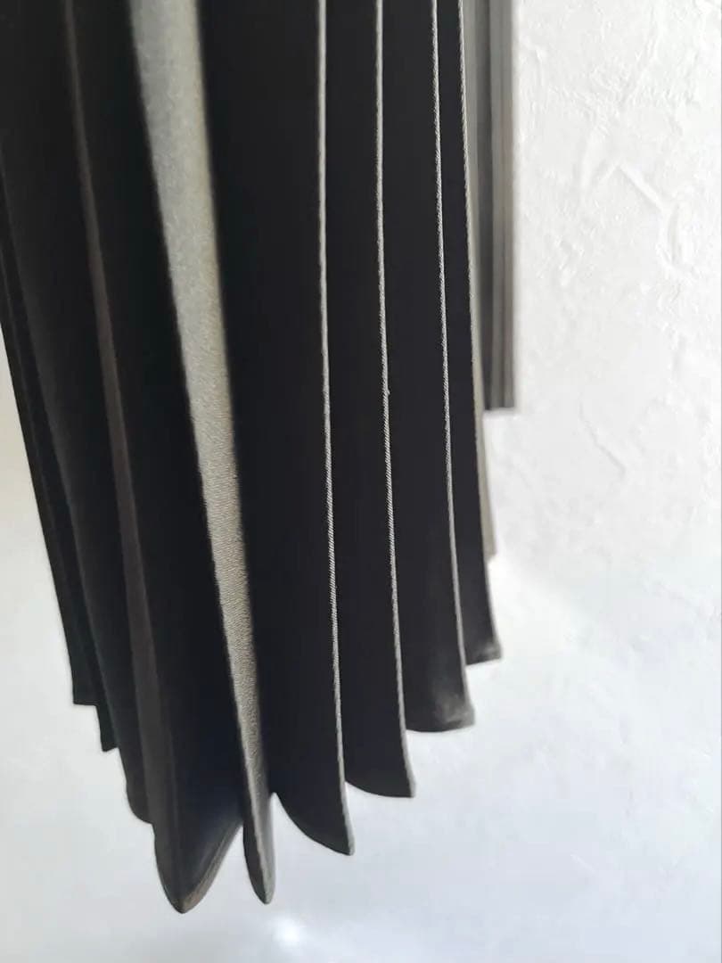 【美品】ADORE プリーツロングスカート オールゴム仕様 アドーア