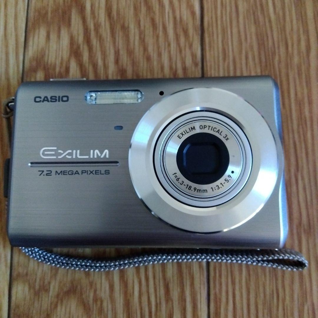 カシオ EXILIM EX-Z75 デジカメ　シルバー