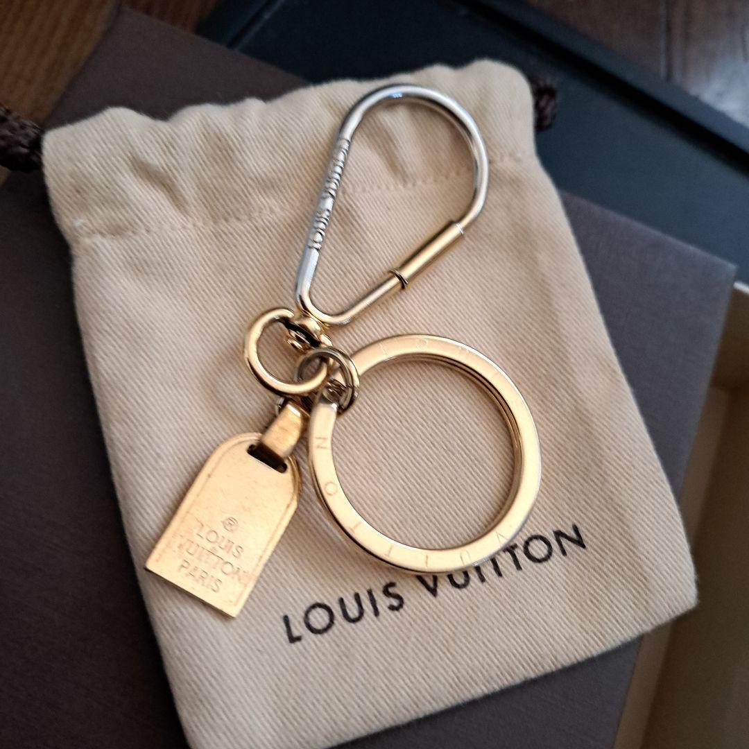 Louis Vuitton ゴールドキーホルダー　ポーチ　箱付き