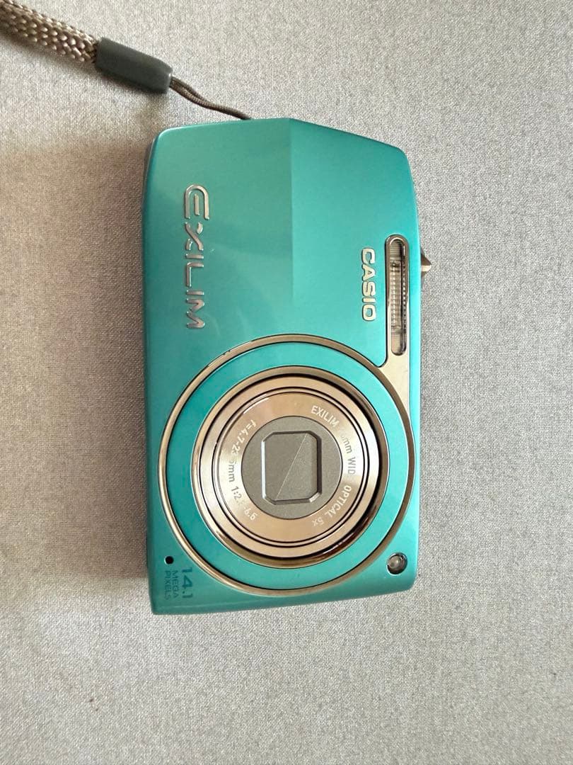 CASIO EXILIM ブルーデジタルカメラ　ケース、バッテリー、sdカード付
