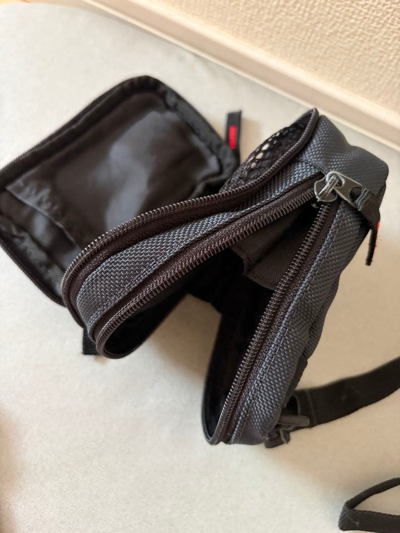 CASIO EXILIM ブルーデジタルカメラ　ケース、バッテリー、sdカード付