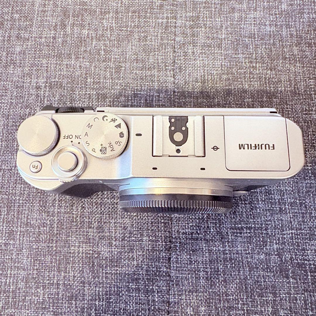 美品 FUJIFILM X-A3 ボディ 本体