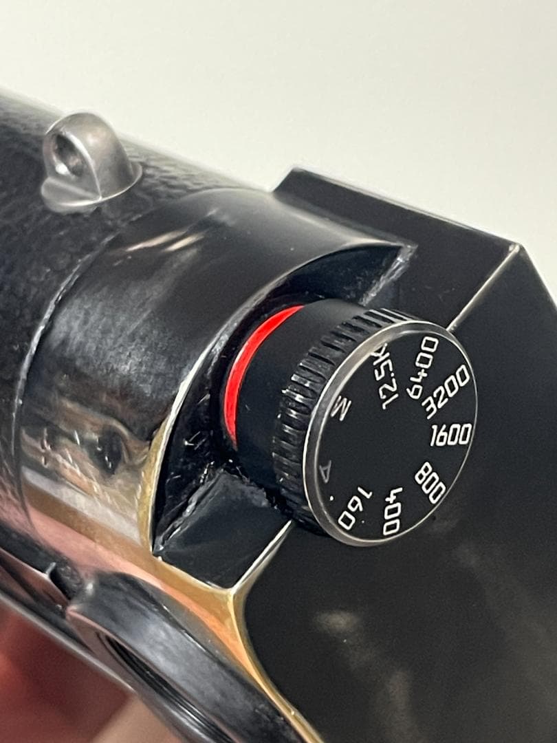 Leica M10 モノクローム ＋ 正規バッテリー5個（使用頻度少なめ）