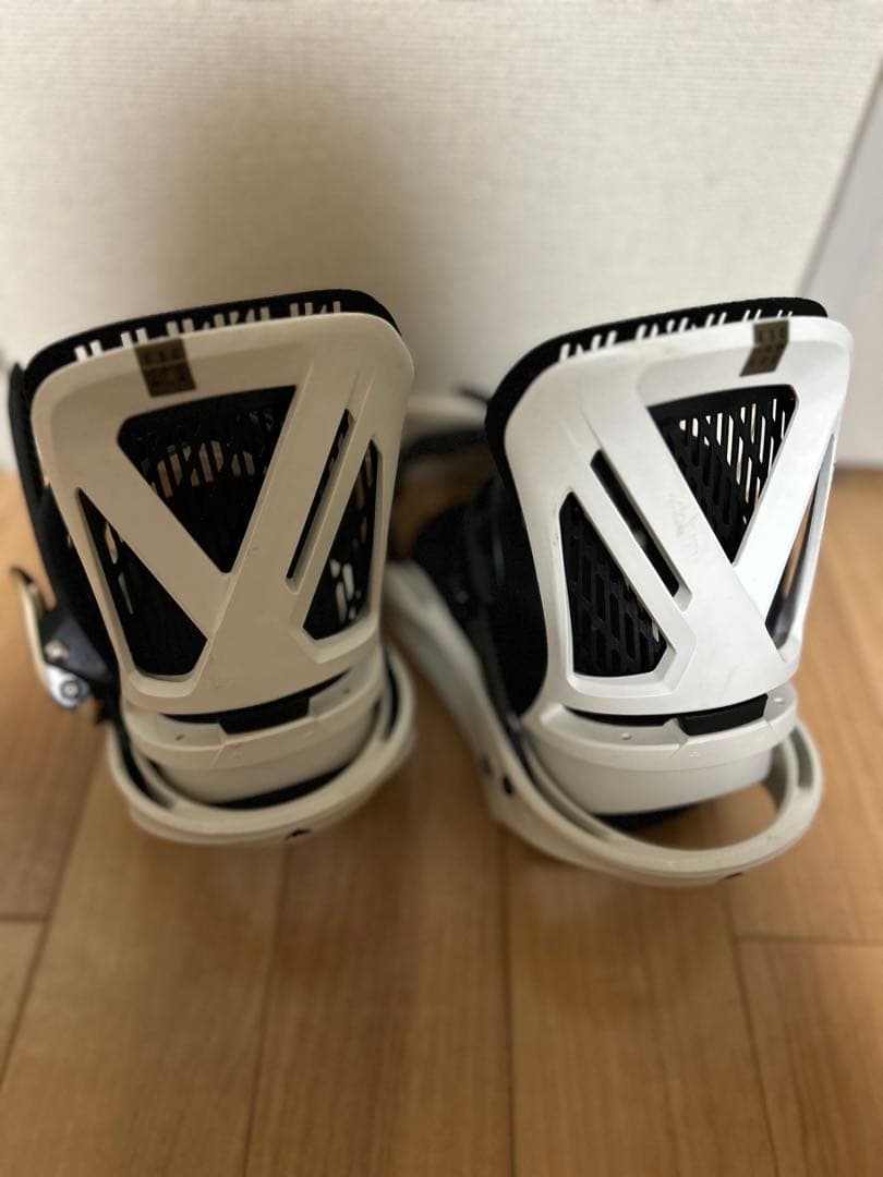 ウィメンズ Burton エスカペイド　Re:Flex バインディング　M
