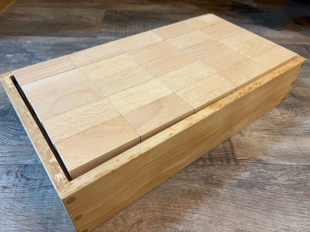 小さな大工さん 直方体 100個　40㎜基尺　収納箱つき　(2)