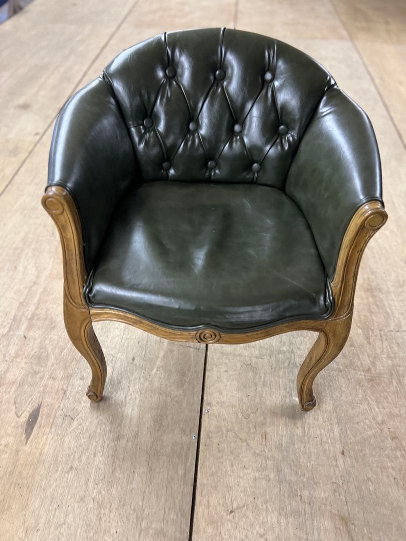 アンティークの一人掛けソファー