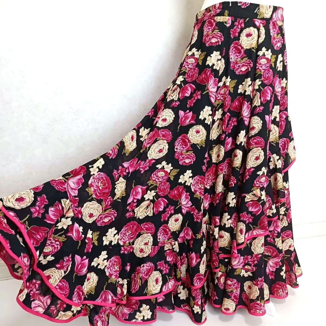【極美品】フラメンコファルダ 大きめ ラメ入り花柄 プリマブティック