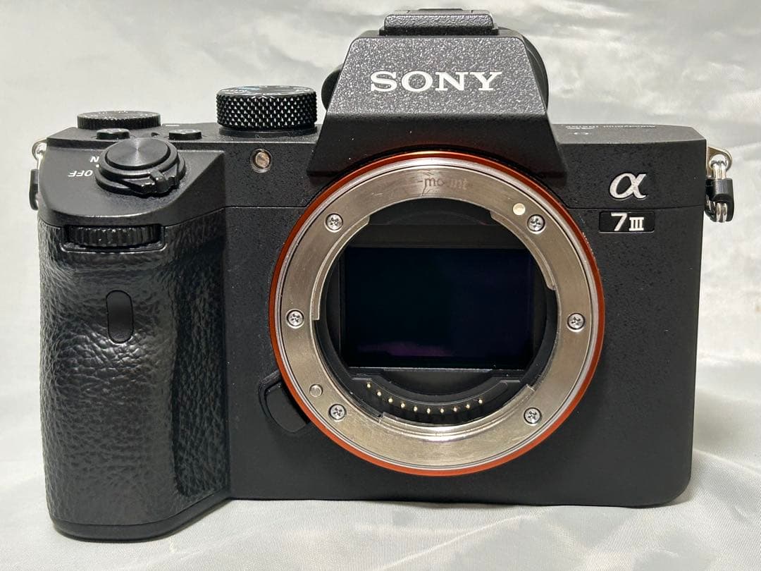 SONY α7 III（ILCE-7M3） [ボディ] / ソニーEマウント