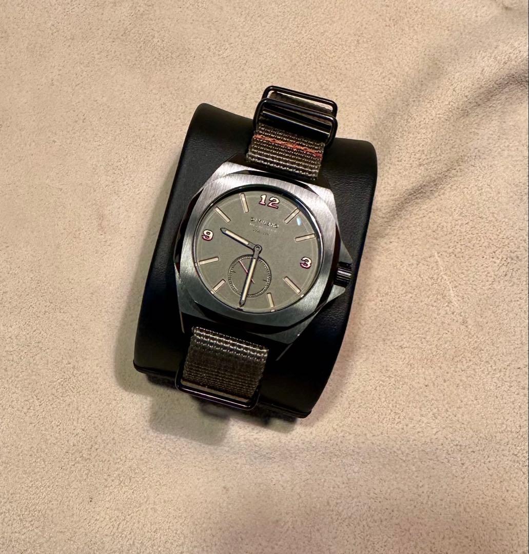 D1 MILANO L SLUG コラボ 限定 腕時計