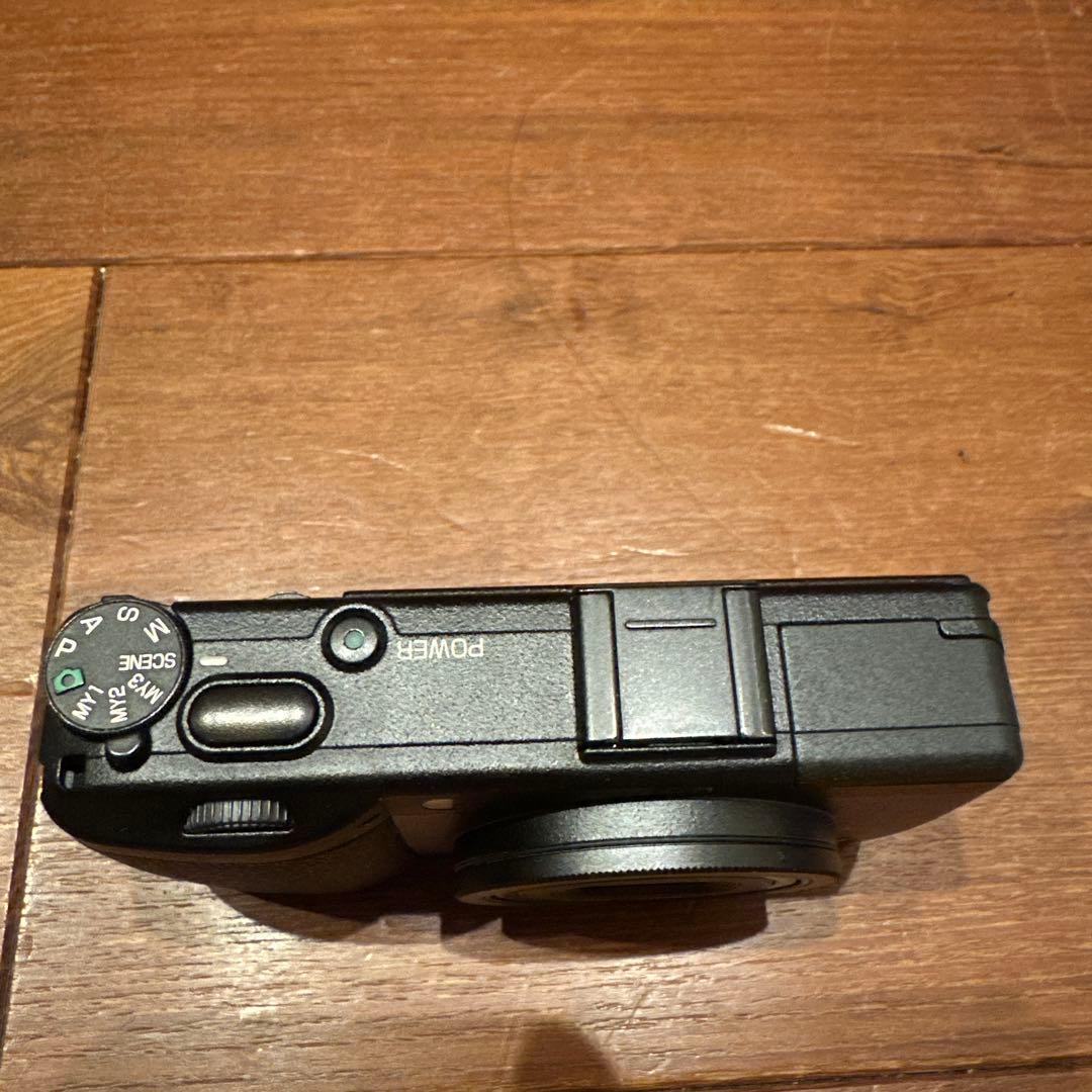 RICOH GR DIGITAL Ⅲ 本体と付属品