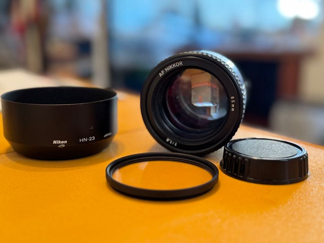 Nikon AF NIKKOR 85mm F1.8 カメラレンズ