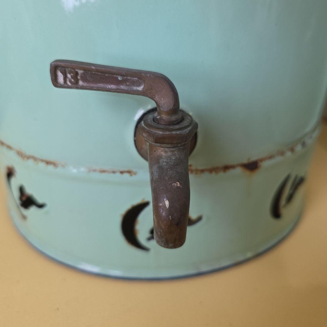 英国アンティーク　ホーロー　ウオータージャグ　タンク　ミントグリーン 蛇口付き