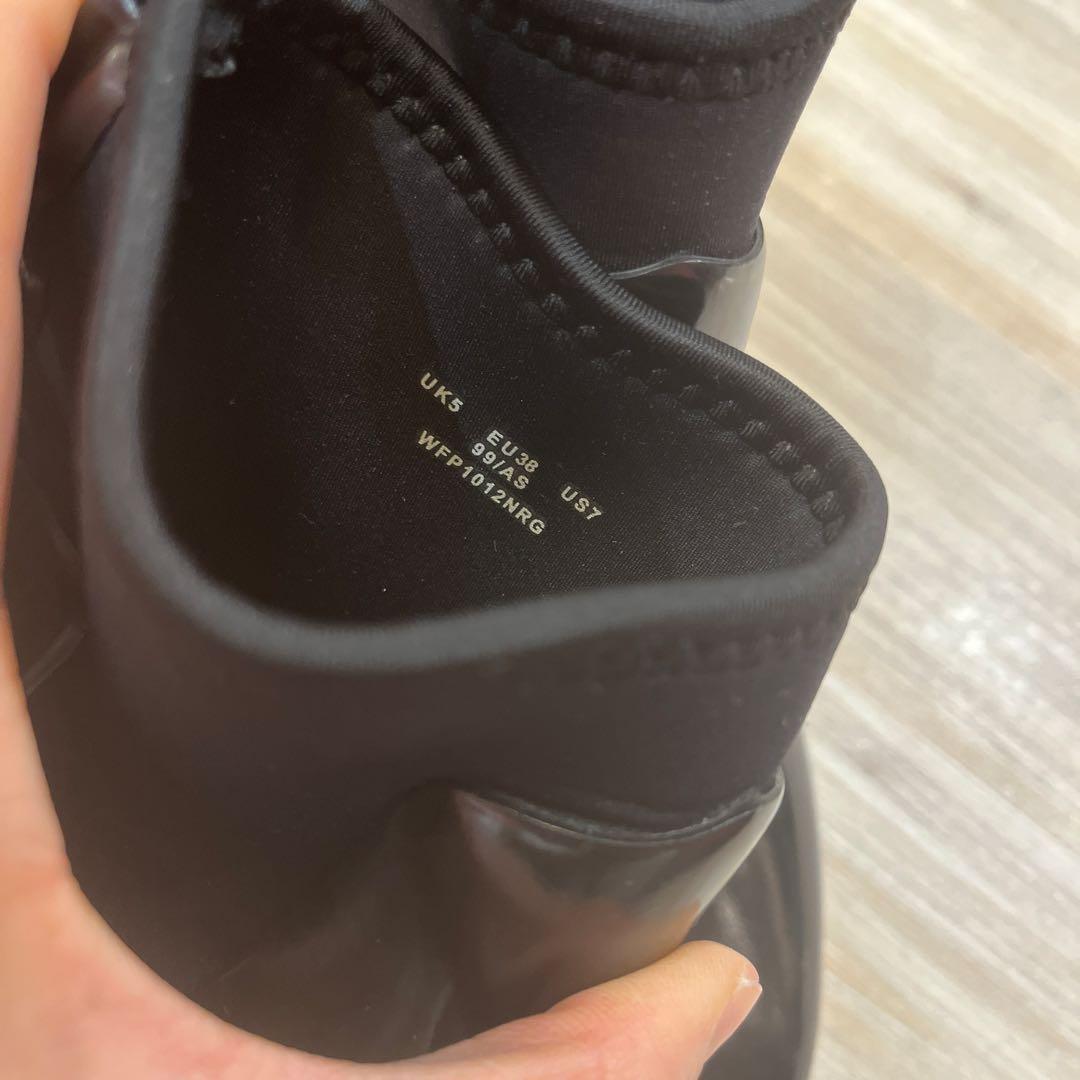 1度着HUNTERハンターリファインド ミッド ヒール グロス レインブーツ38