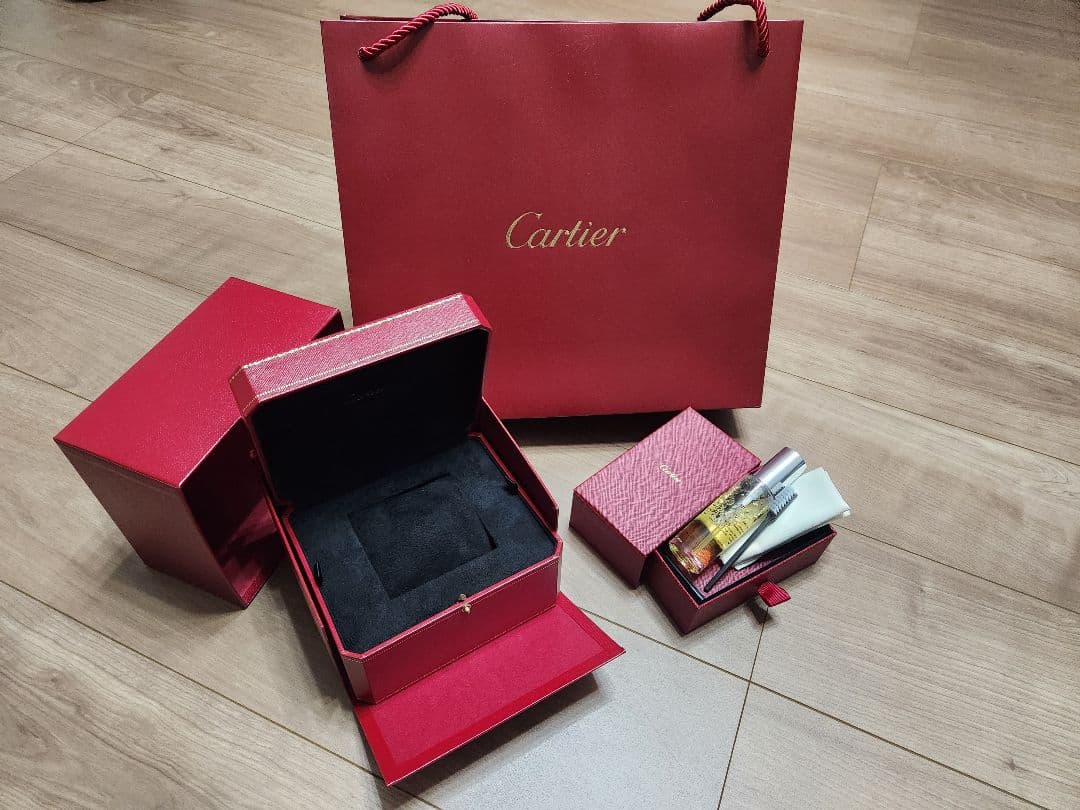 [再値下げ]カルティエ　時計　ケース　クリーニングセット　紙袋
