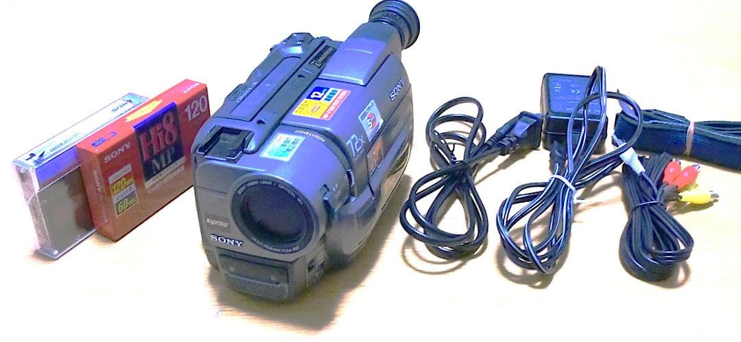 8mmテープのダビングに！ SONY ビデオカメラ CCD-TRV45