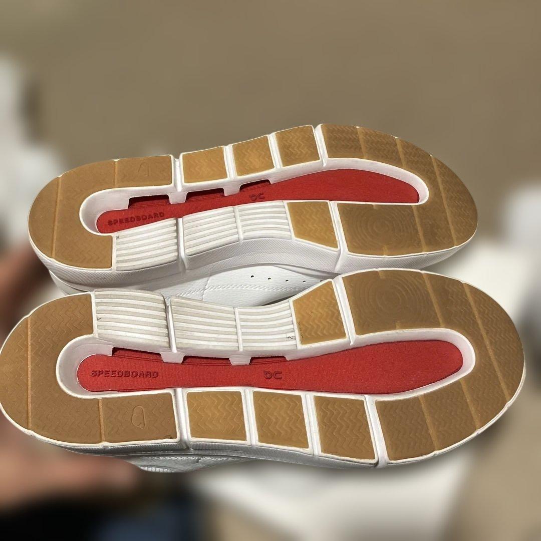 On The Roger テニスシューズ 8サイズ (26cm) 東京限定