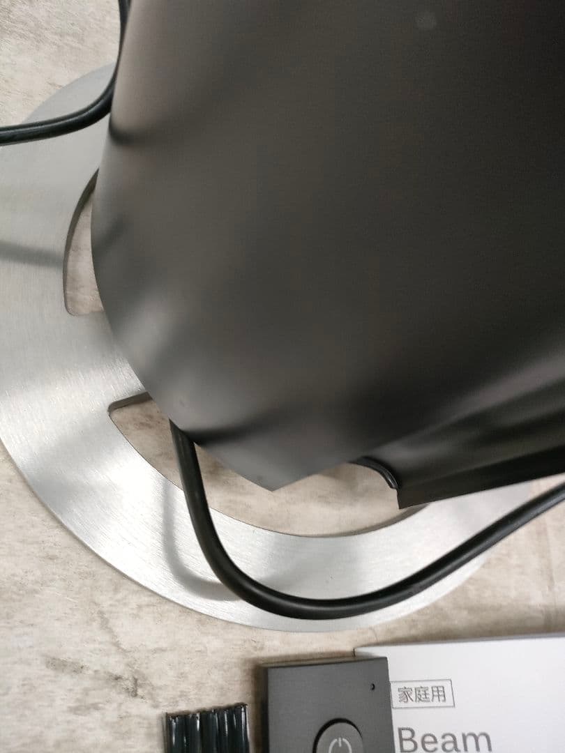 ●8/0113m04 未使用　タワー型　超音波加湿器　DXHU10JP 5L