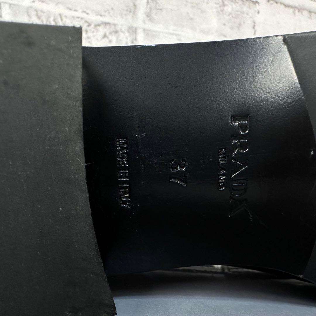 ほぼ未使用✨プラダ ブラッシュドレザー 三角ロゴ ローファー 付属品完備