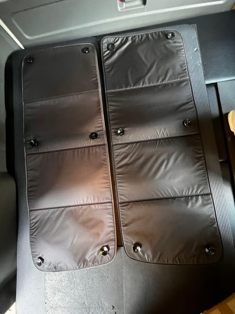 ハイエース100系 ロング　プライバシーシェード　リア用（スーパーロングで使用）