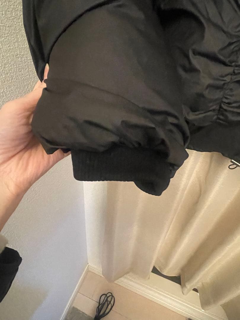 un3d ギャザー入りダウンジャケット