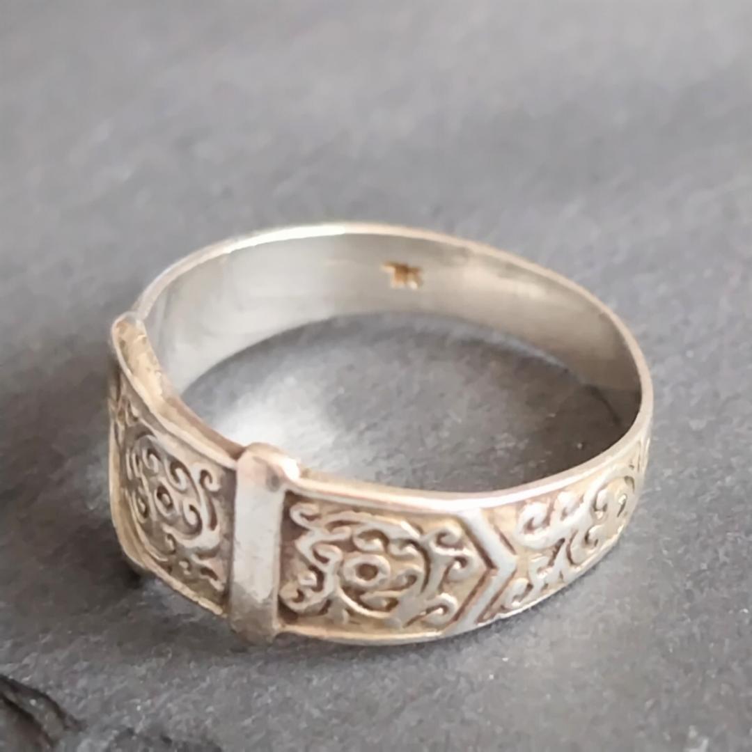 【英国ヴィンテージ】スターリングシルバー　 22.5号 バックル リング 指輪