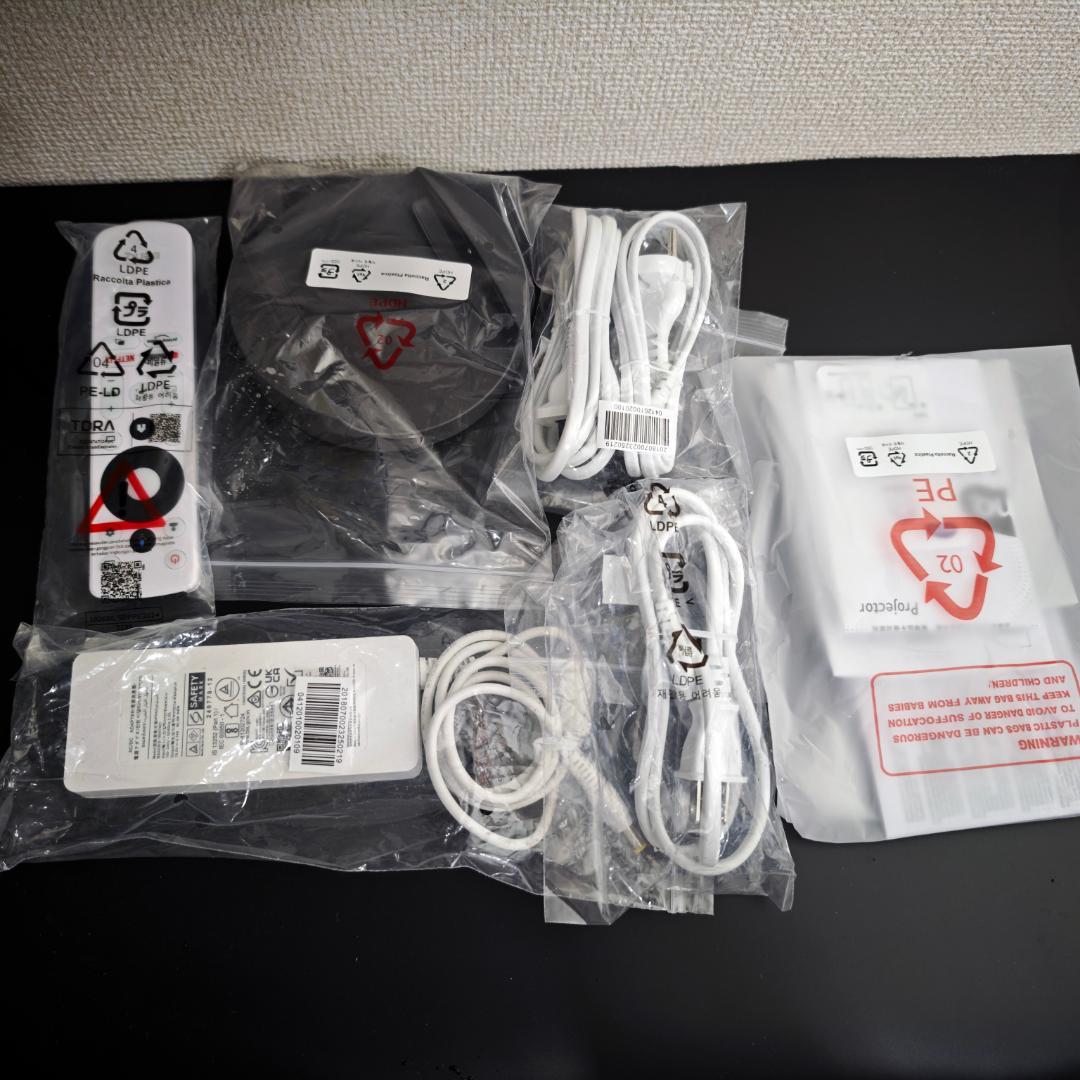 [美品] BenQ GV50 モバイルプロジェクター