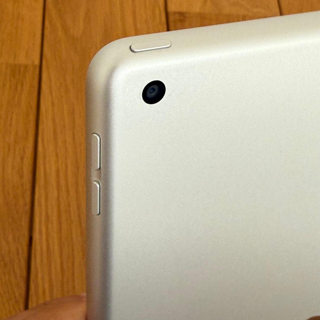 iPad 第8世代128GBシルバー &アップルペンシル付