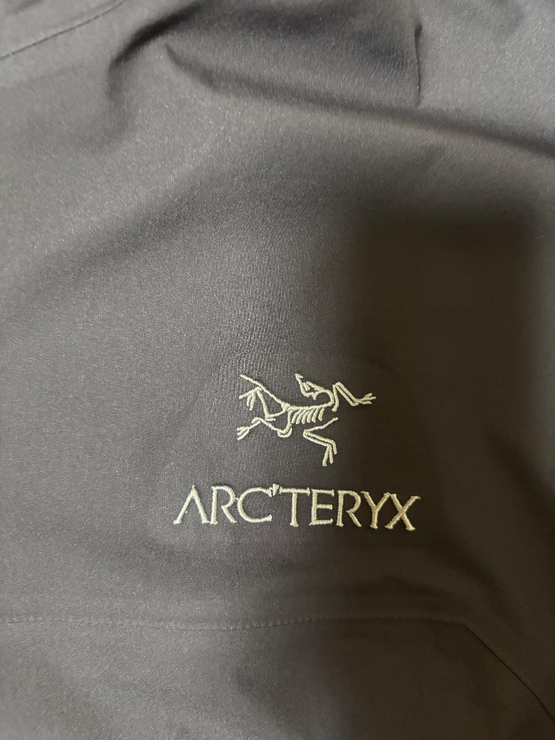 2023年モデル アークテリクス ベータジャケット　ブラックサファイア