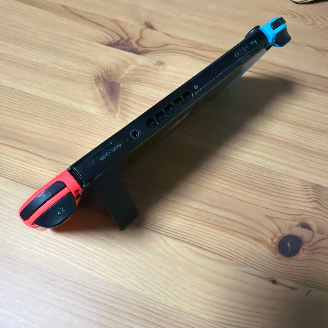 Nintendo Switch 本体 青/赤 Joy-Con付き