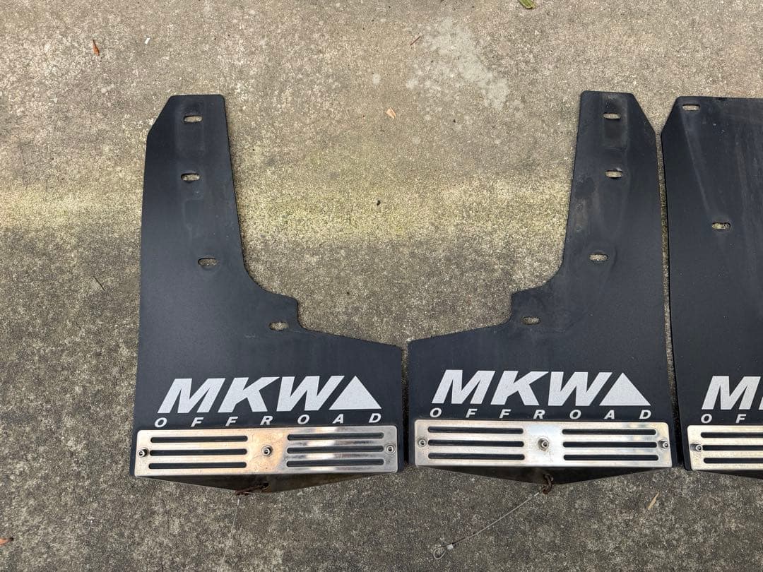 【ikki】デリカD5 MKW オフロードマッドフラップ 4枚セット