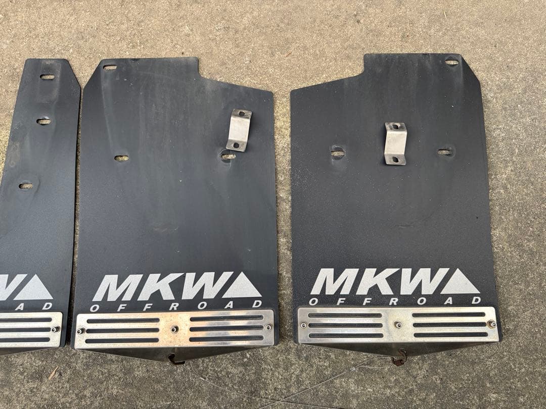 【ikki】デリカD5 MKW オフロードマッドフラップ 4枚セット